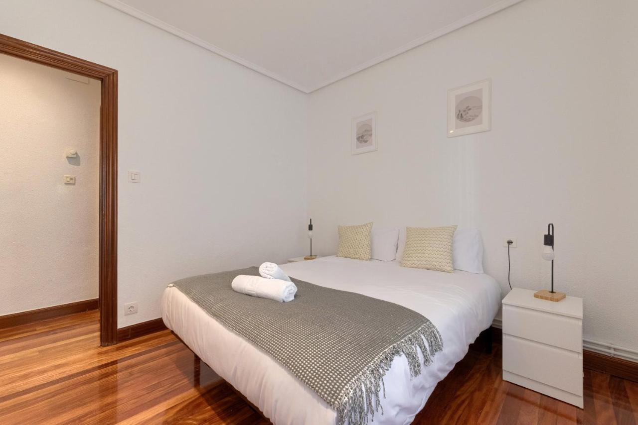 شقة Vivienda Turistica Junto Al Ayuntamiento بلباو المظهر الخارجي الصورة